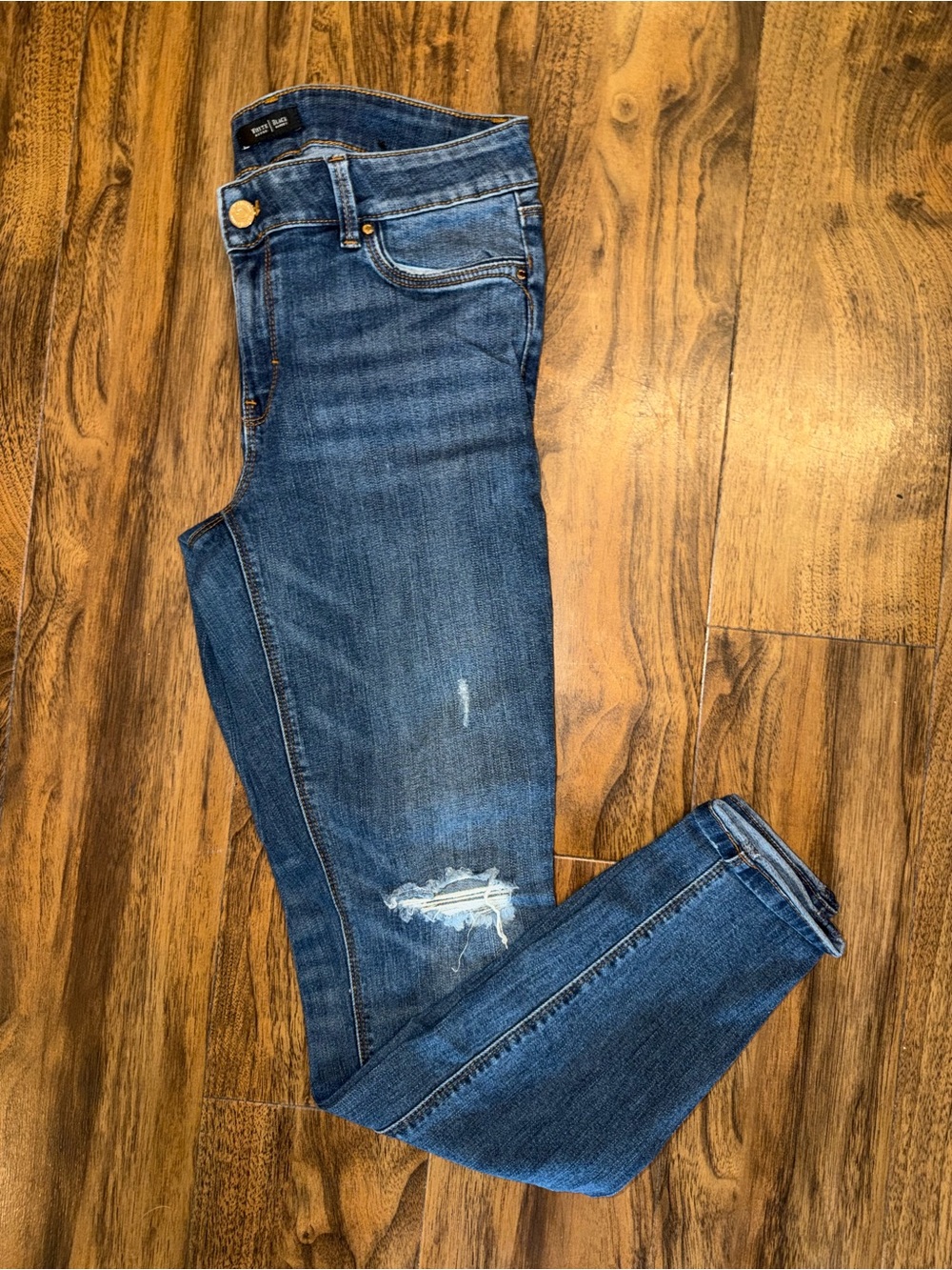 WHBM Distressed Skimmer Jeans